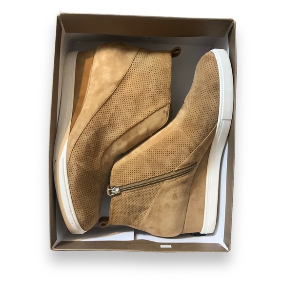 Linea Paolo Anna Tan Perf Kid Suede Heeled Booties - Picture 2 of 14
